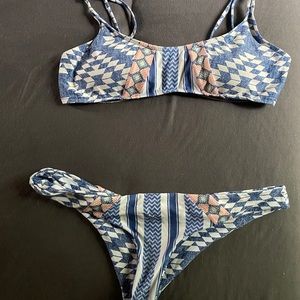 Billabong Bikini Swimsuit top & bottom